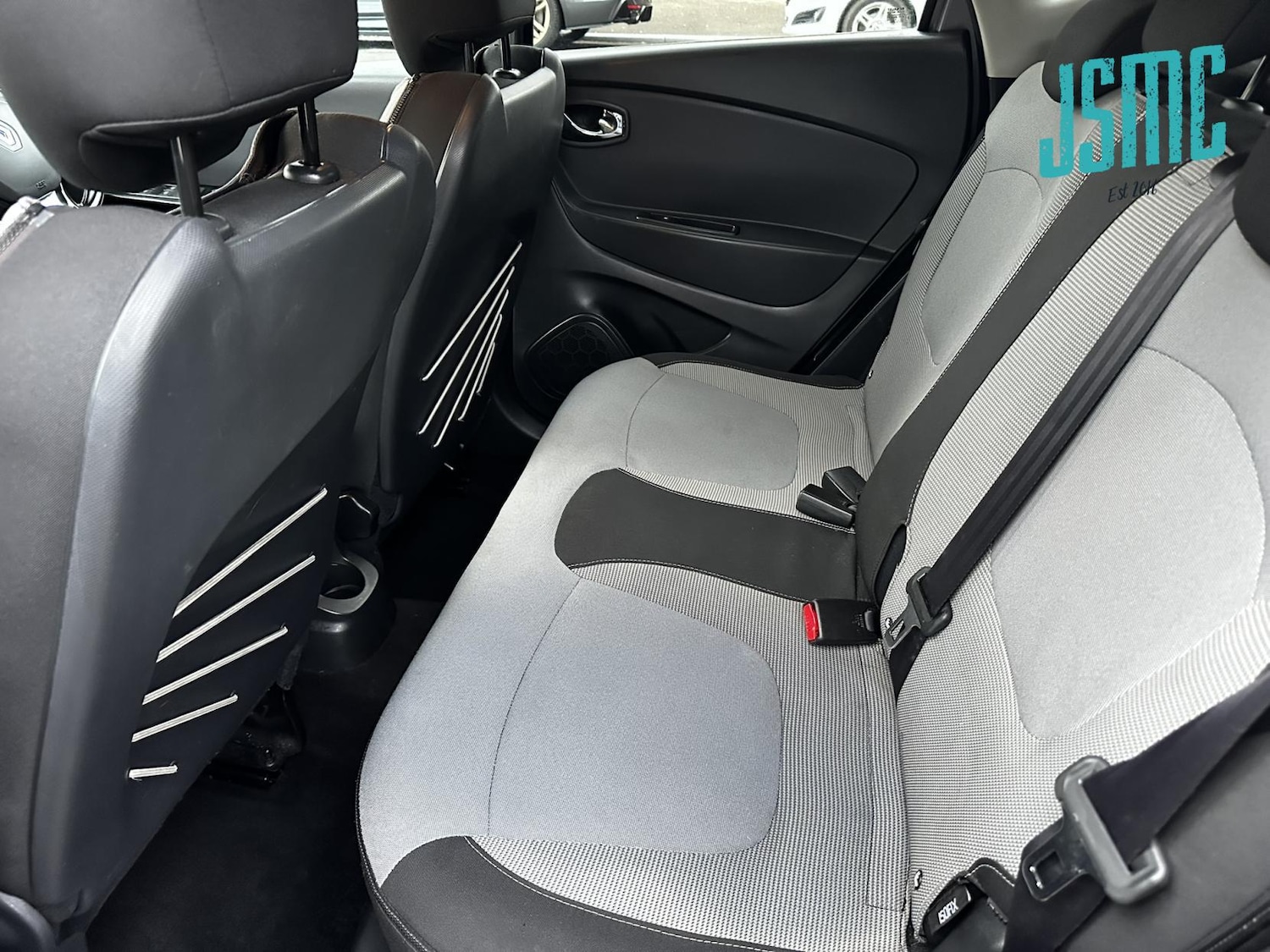 Used Renault Captur 2013 for sale - 77228511: Photo 12