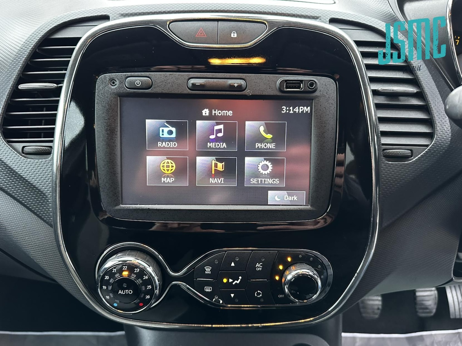 Used Renault Captur 2013 for sale - 77228511: Photo 19