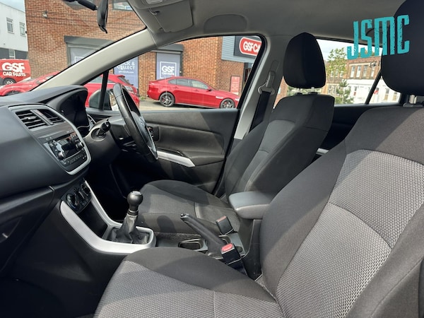 Used Suzuki SX4 S-Cross 2015 for sale - 75630024: Photo 5