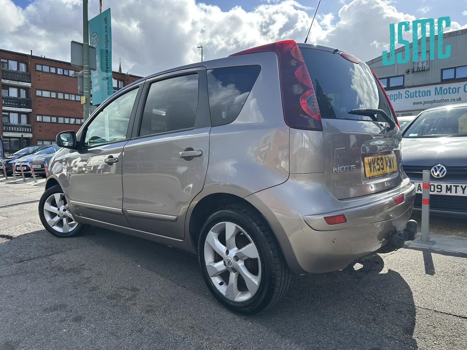 Vehicle 29