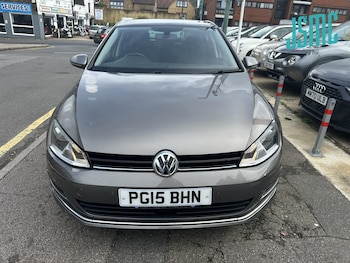 Used Volkswagen Golf 2015 for sale - 75732138: Photo