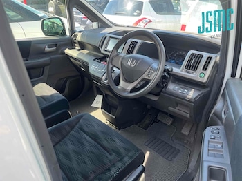 Used Honda Stepwagon 2013 for sale - 76766727: Photo