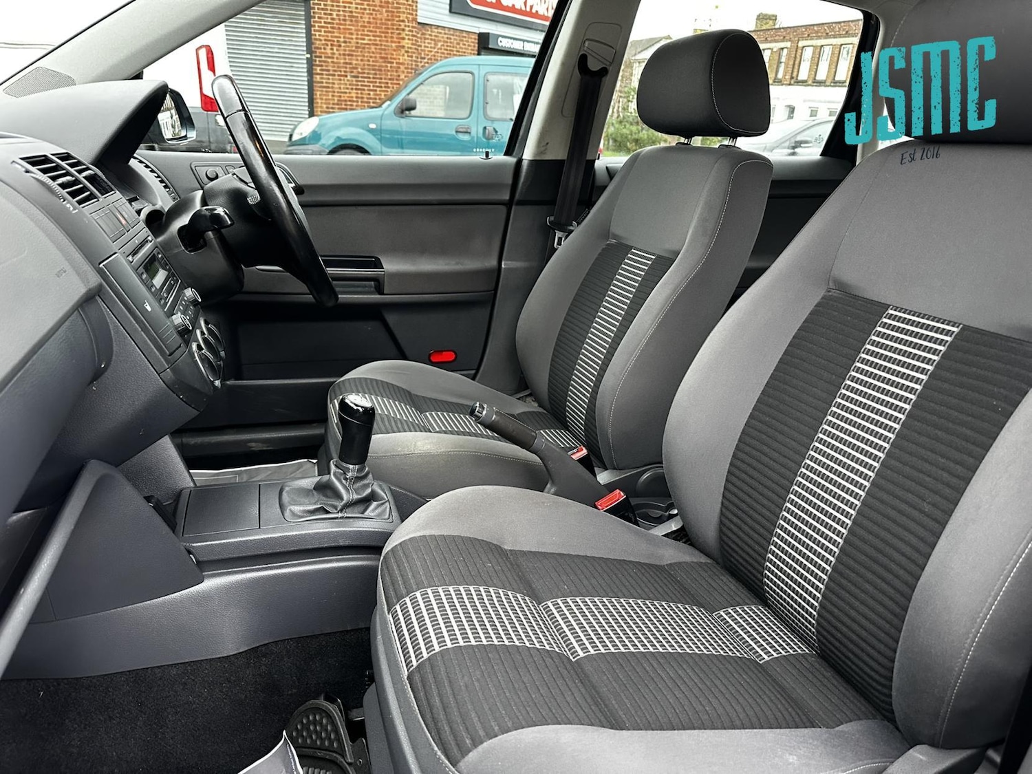 Used Volkswagen Polo 2009 for sale - 76750325: Photo 7