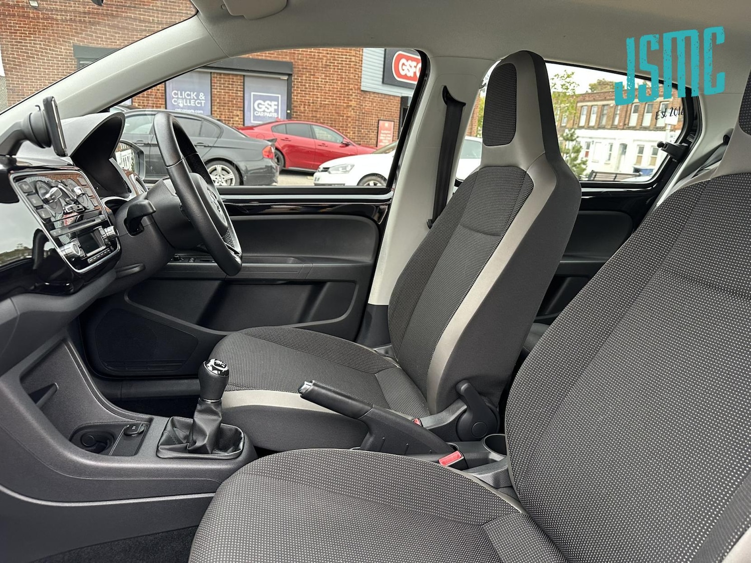 Used Volkswagen up! 2012 for sale - 76273905: Photo 5