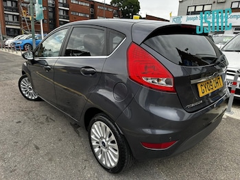 Used Ford Fiesta 2009 for sale - 75572649: Photo