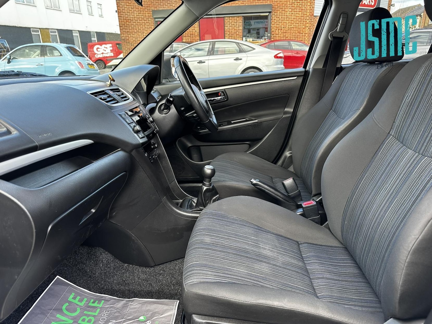 Used Suzuki Swift 2015 for sale - 77556951: Photo 8