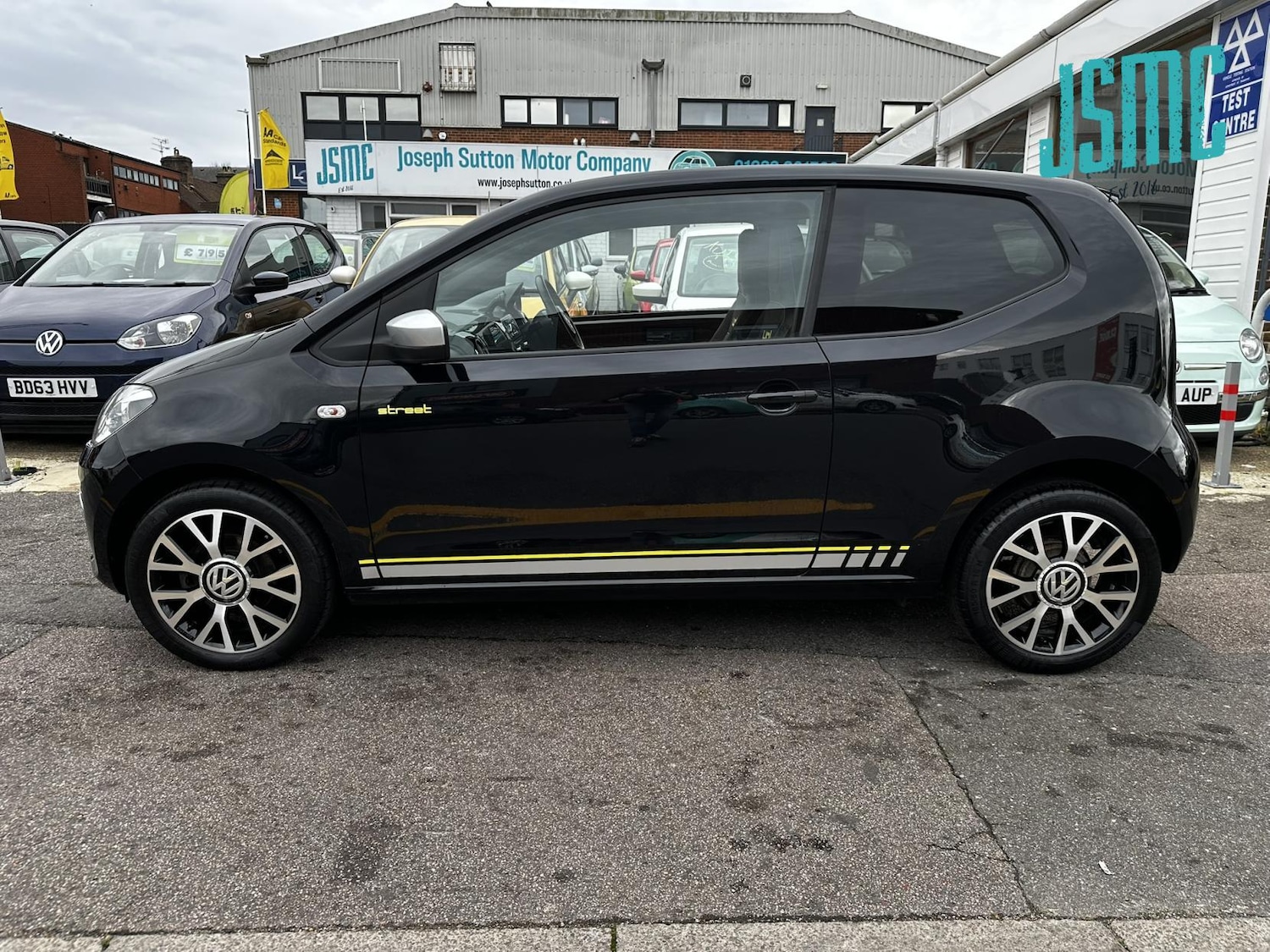 Used Volkswagen up! 2015 for sale - 76480158: Photo 14