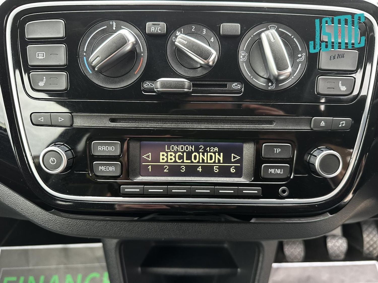 Used Volkswagen up! 2015 for sale - 76480158: Photo 17