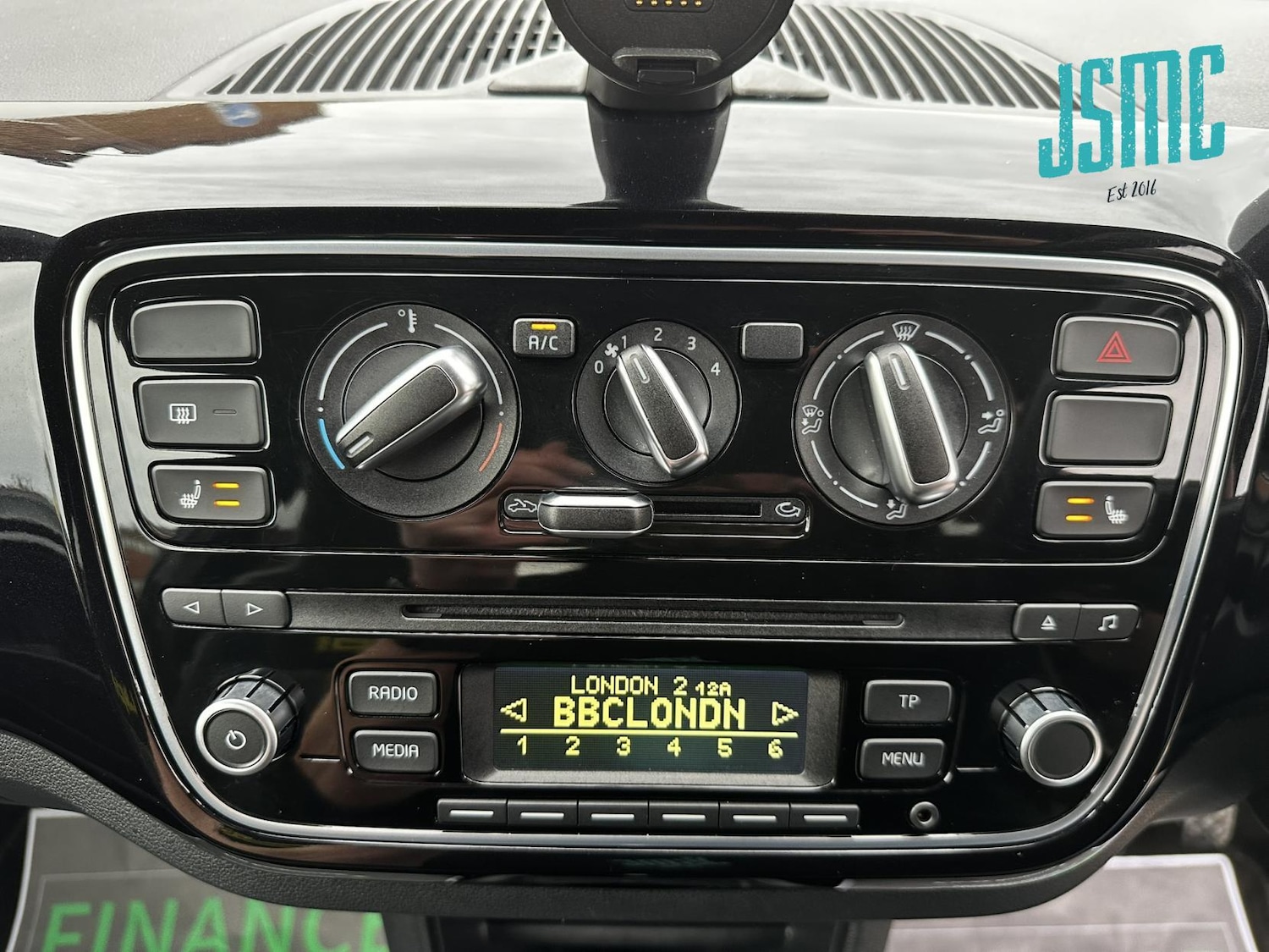 Used Volkswagen up! 2015 for sale - 76480158: Photo 18