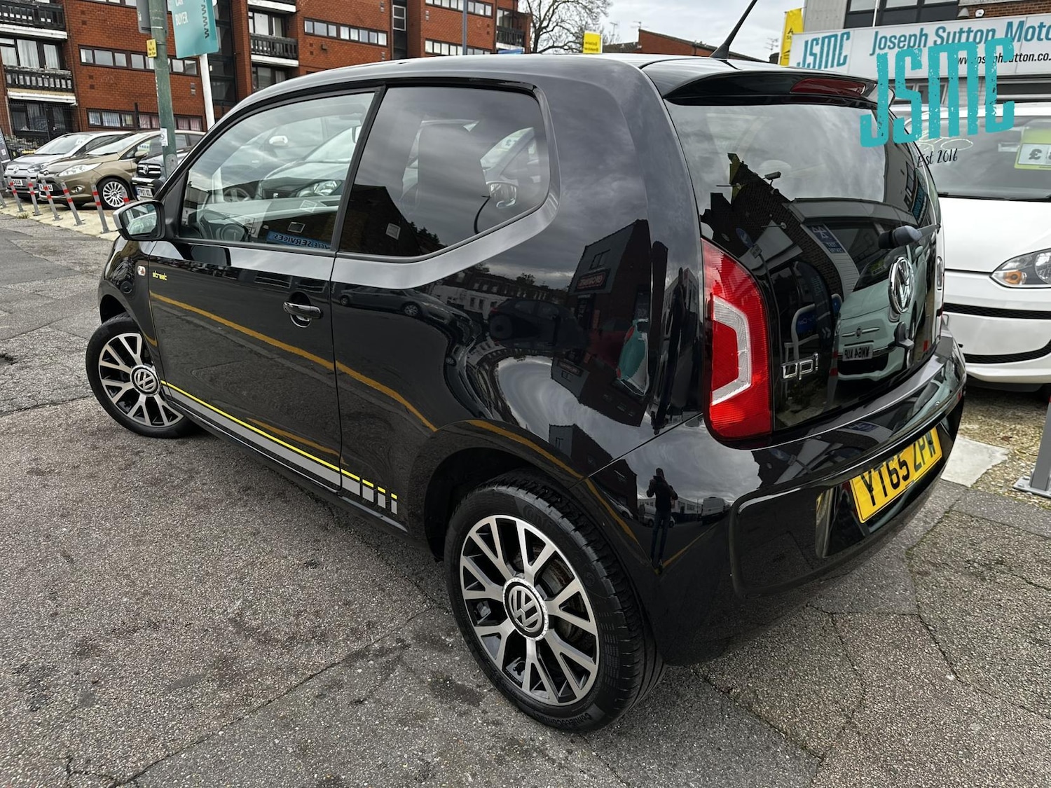 Used Volkswagen up! 2015 for sale - 76480158: Photo 3