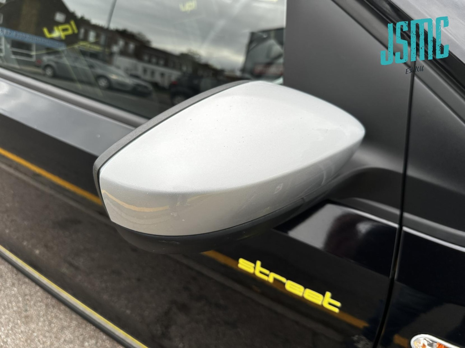 Used Volkswagen up! 2015 for sale - 76480158: Photo 30