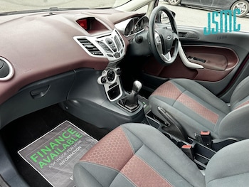 Used Ford Fiesta 2010 for sale - 76922270: Photo