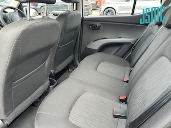 Used Hyundai i10 2012 for sale - 79299503: Photo