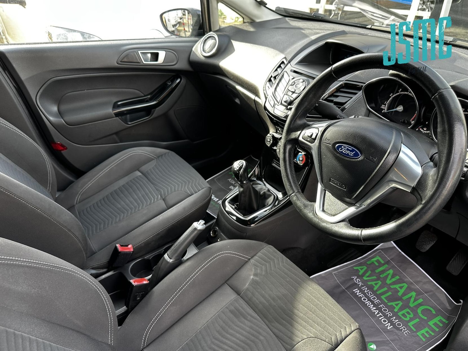 Used Ford Fiesta 2015 for sale - 76287389: Photo 8