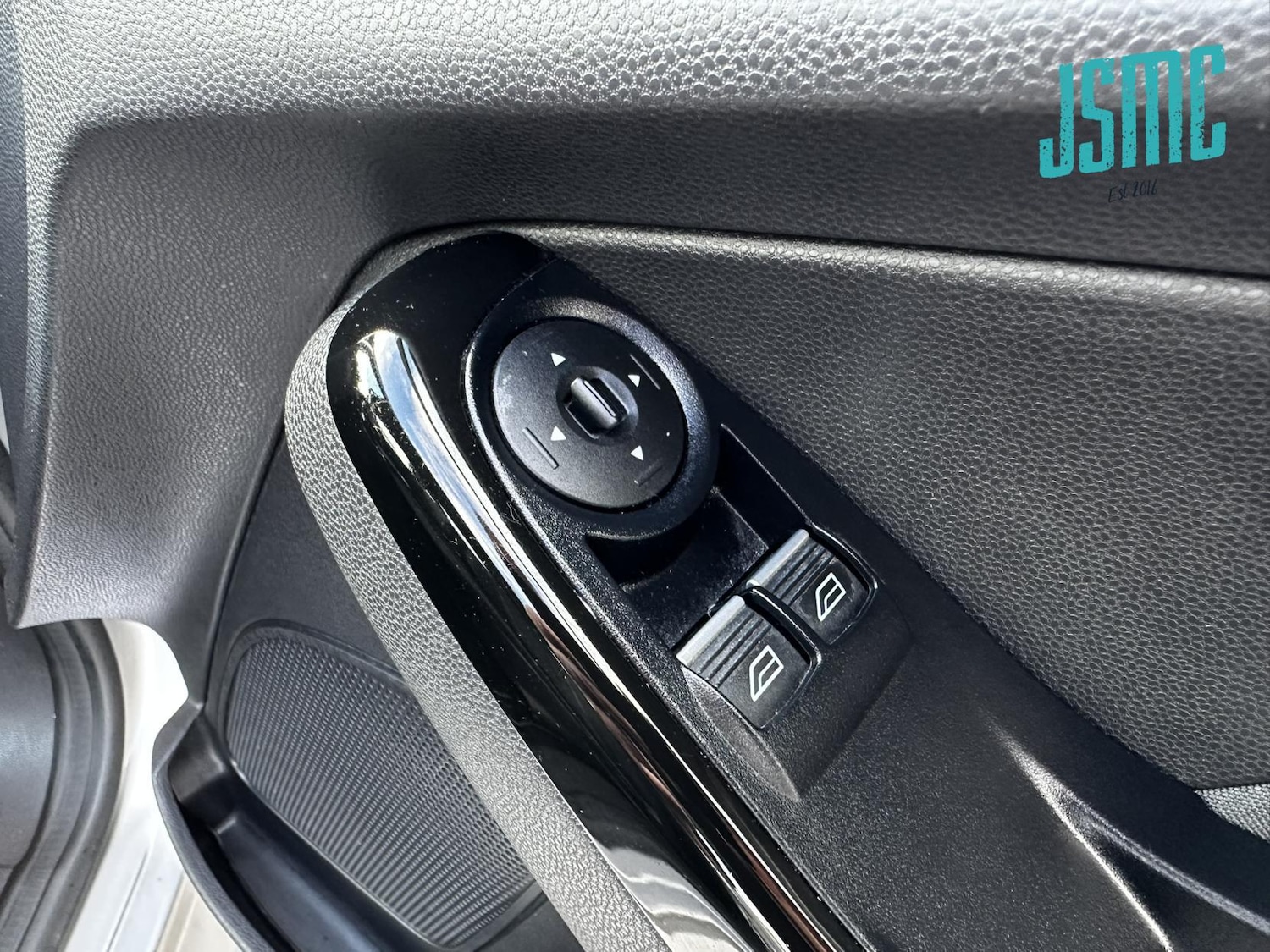 Used Ford Fiesta 2017 for sale - 76554171: Photo 24