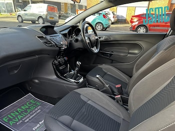 Used Ford Fiesta 2017 for sale - 76554171: Photo