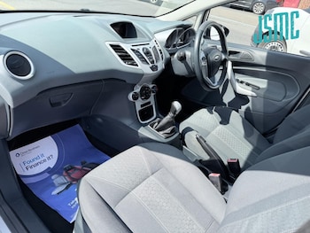 Used Ford Fiesta 2010 for sale - 79528145: Photo