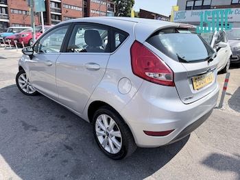 Used Ford Fiesta 2010 for sale - 79528145: Photo
