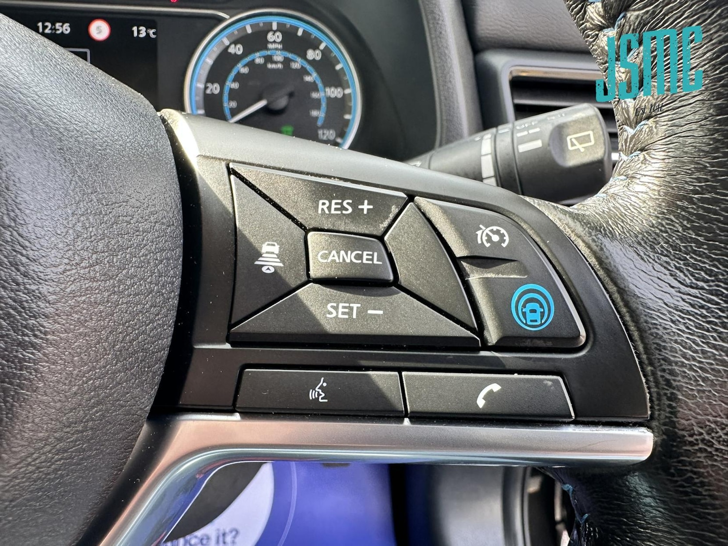 Used Nissan Leaf 2018 for sale - 77988618: Photo 32