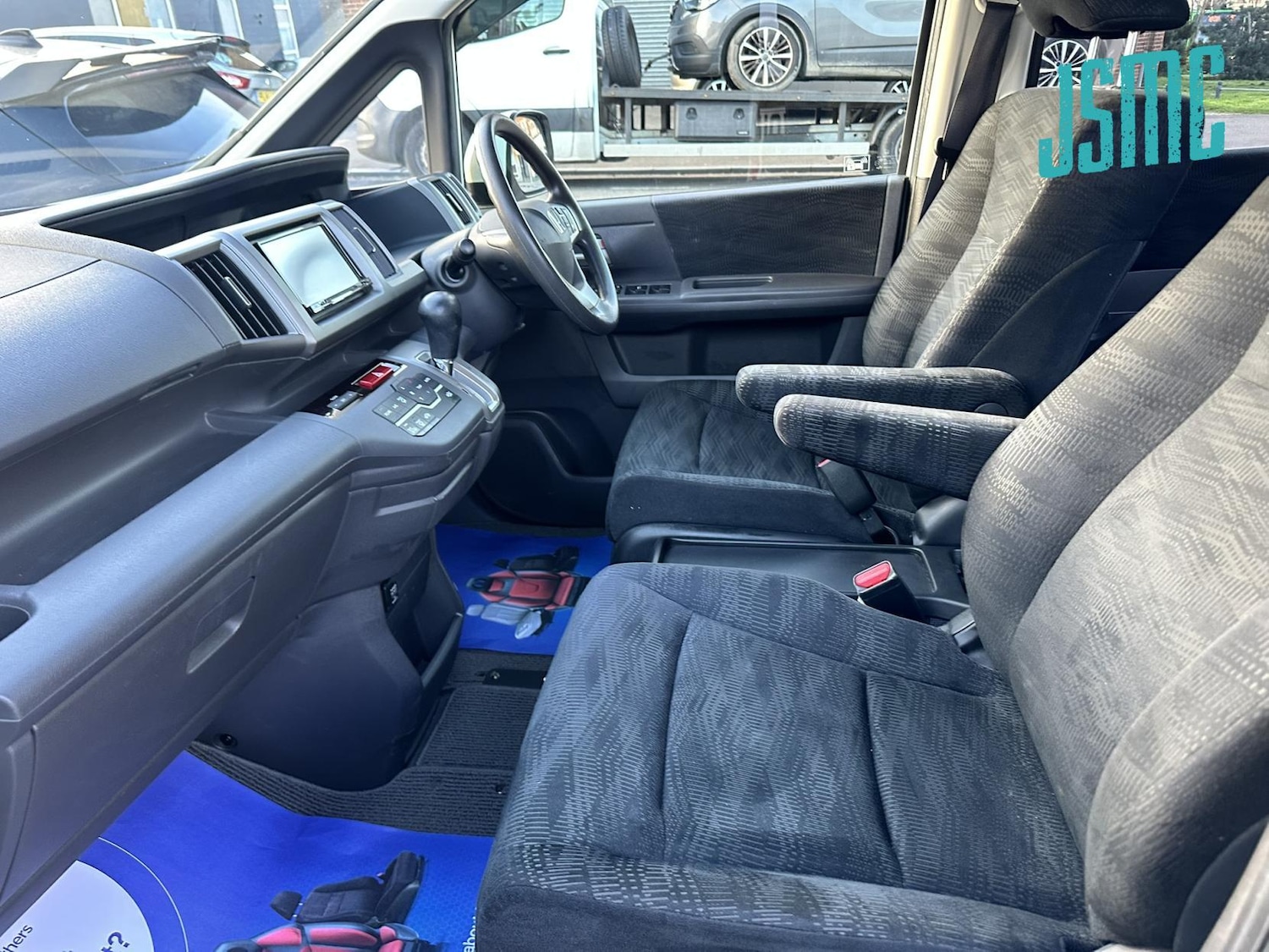 Used Honda Stepwagon 2013 for sale - 78032129: Photo 4