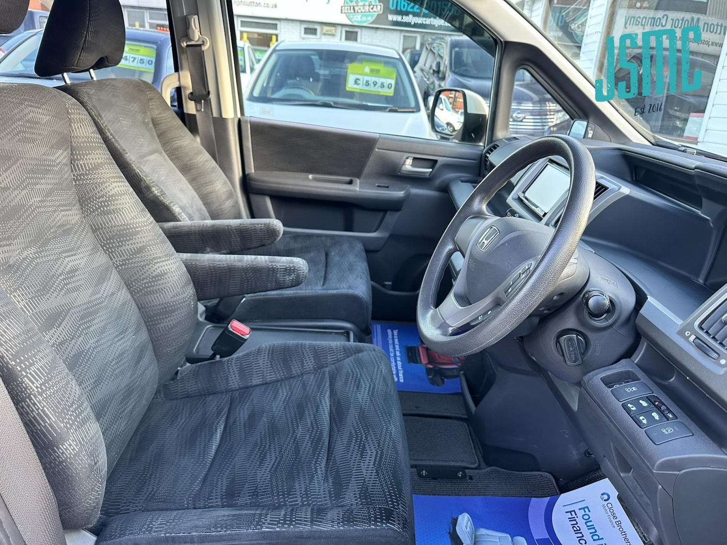 Used Honda Stepwagon 2013 for sale - 78032129: Photo 7