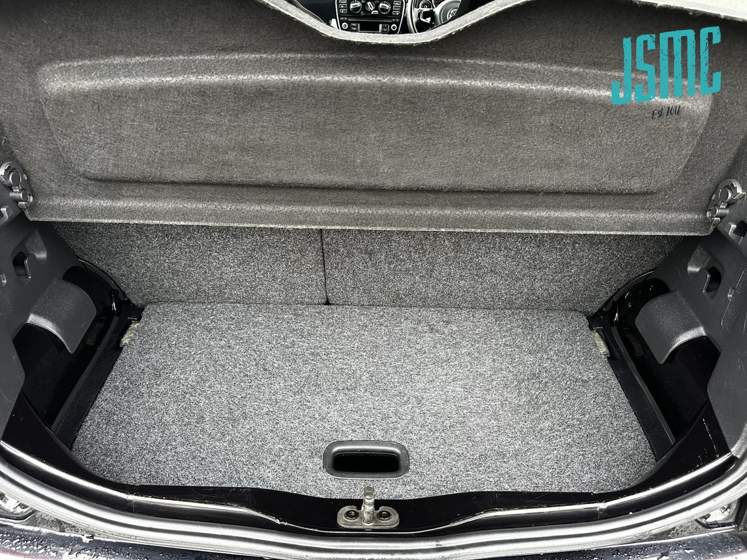 Used Volkswagen up! 2015 for sale - 76580921: Photo 19