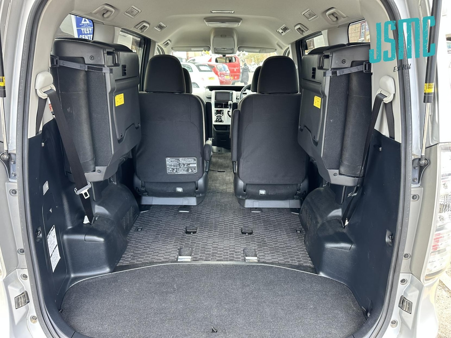 Used Toyota Voxy 2010 for sale - 78067628: Photo 15