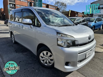 Toyota Voxy feature image