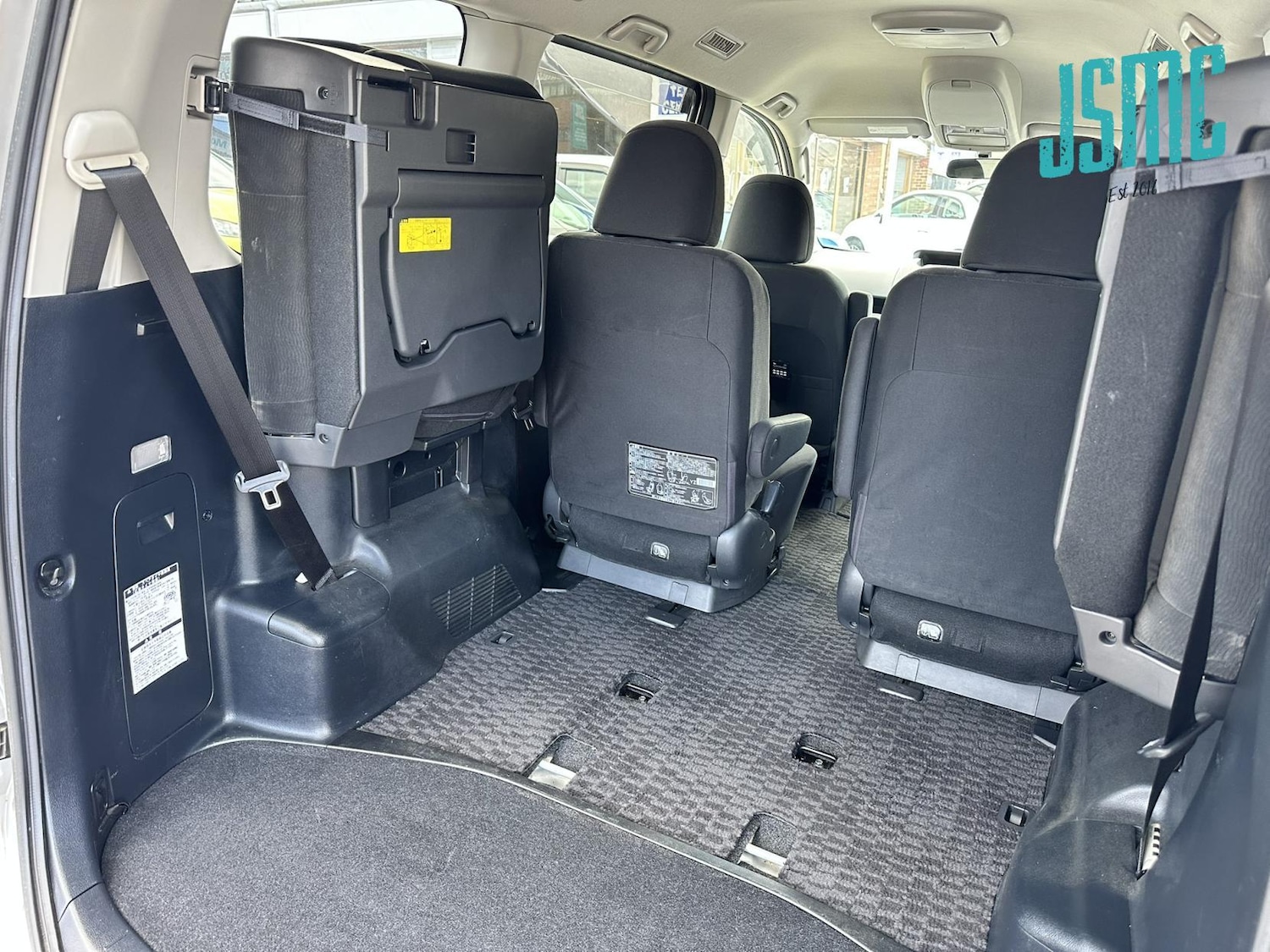 Used Toyota Voxy 2010 for sale - 78067628: Photo 25