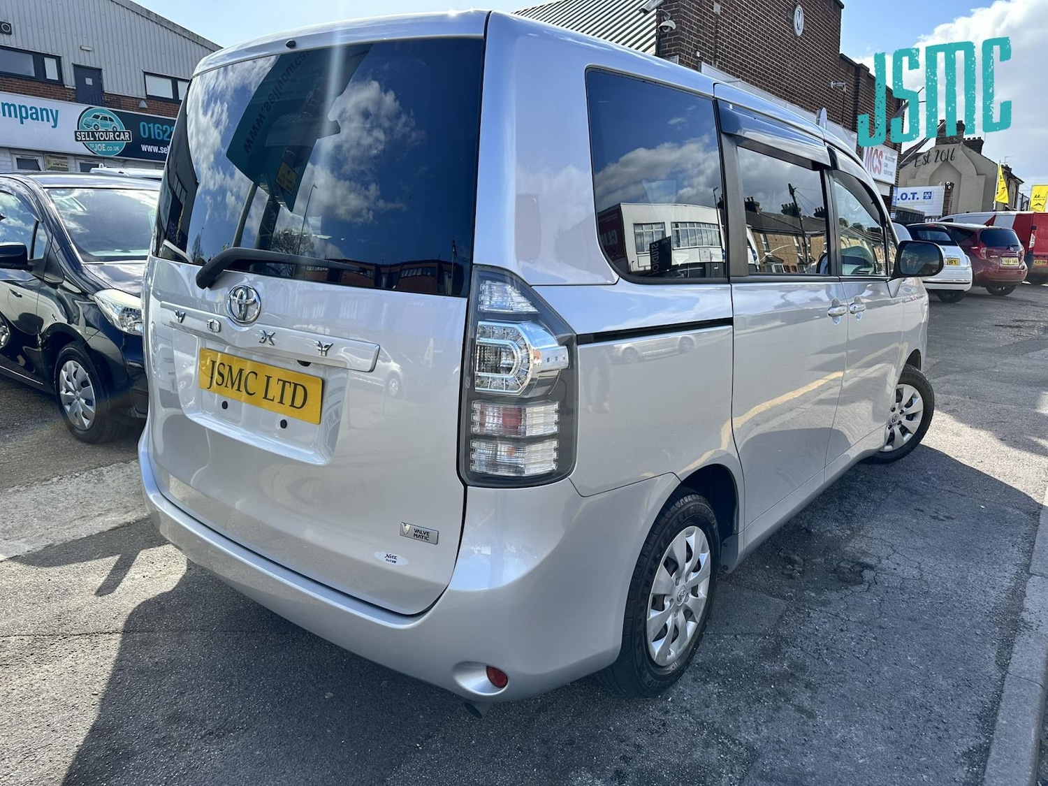 Used Toyota Voxy 2010 for sale - 78067628: Photo 27