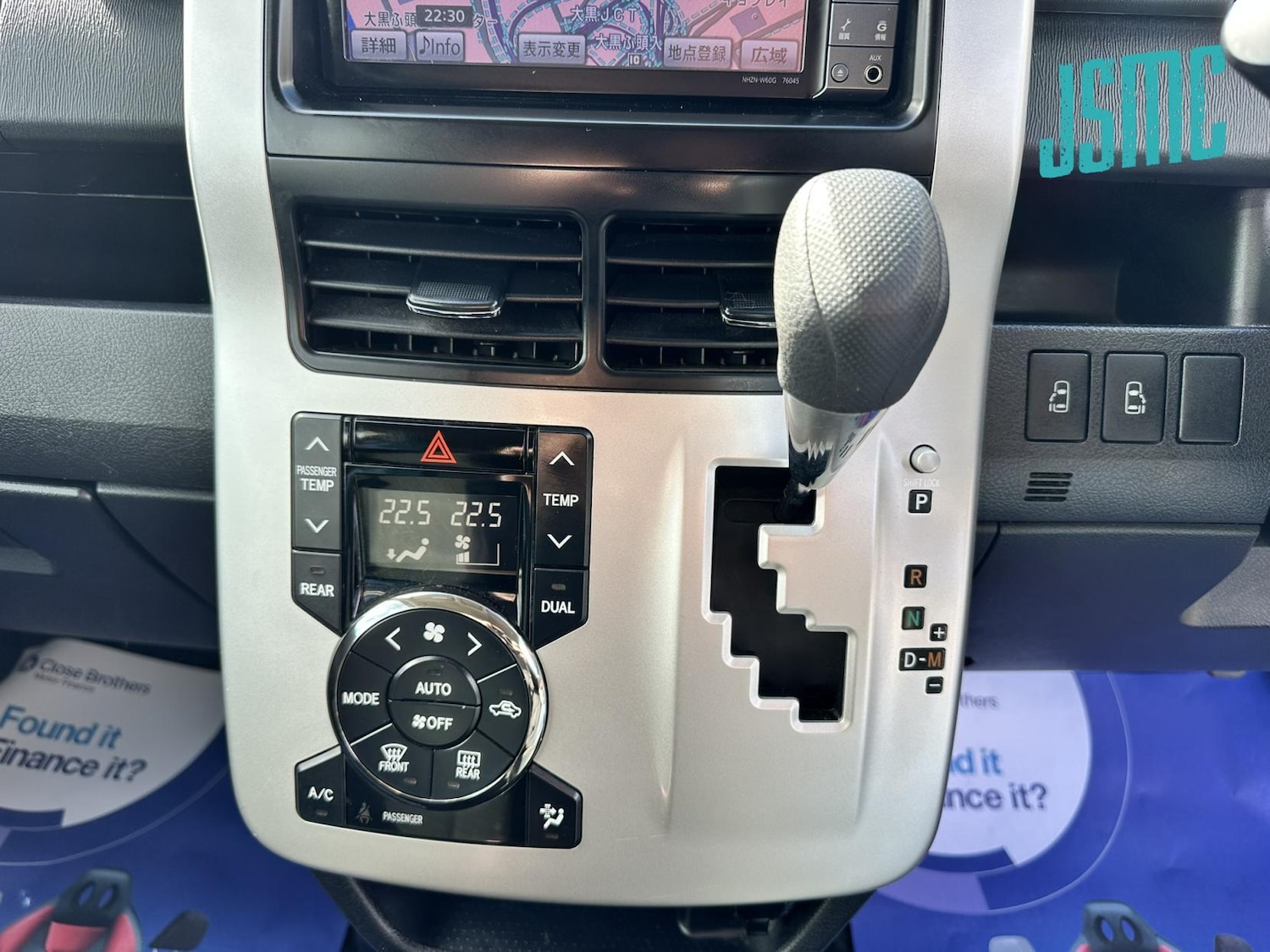 Used Toyota Voxy 2010 for sale - 78067628: Photo 30