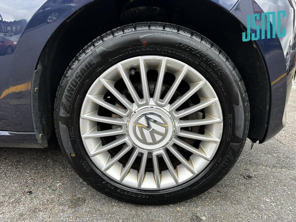 Used Volkswagen up! 2012 for sale - 76178190: Photo 29