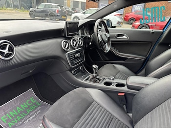 Used Mercedes-Benz A-Class 2014 for sale - 75567368: Photo