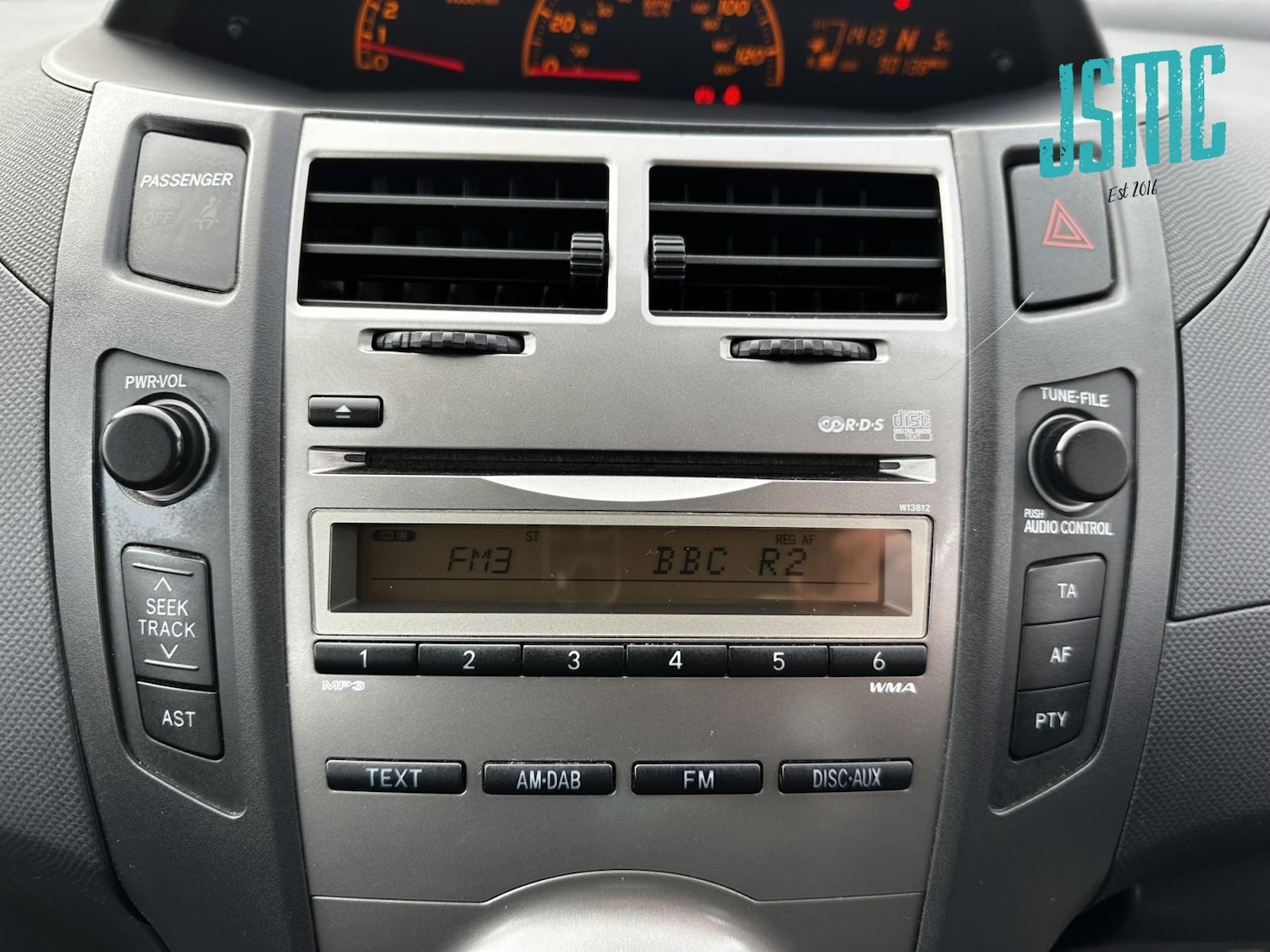 Used Toyota Yaris 2010 for sale - 76625578: Photo 16