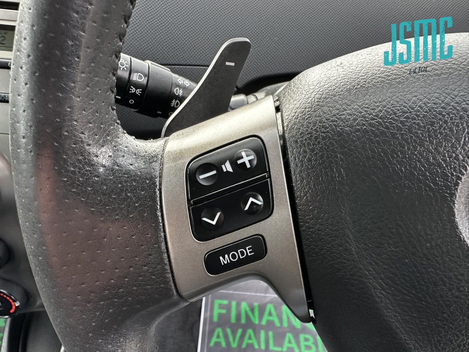 Used Toyota Yaris 2010 for sale - 76625578: Photo 19