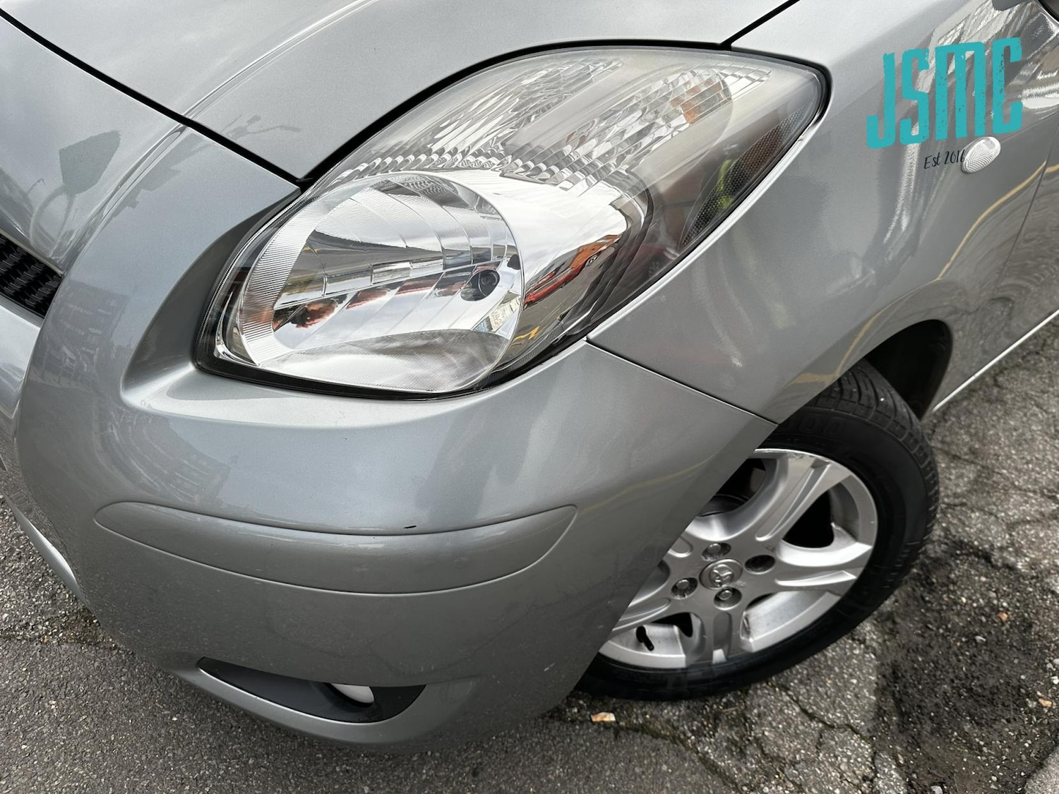 Used Toyota Yaris 2010 for sale - 76625578: Photo 27