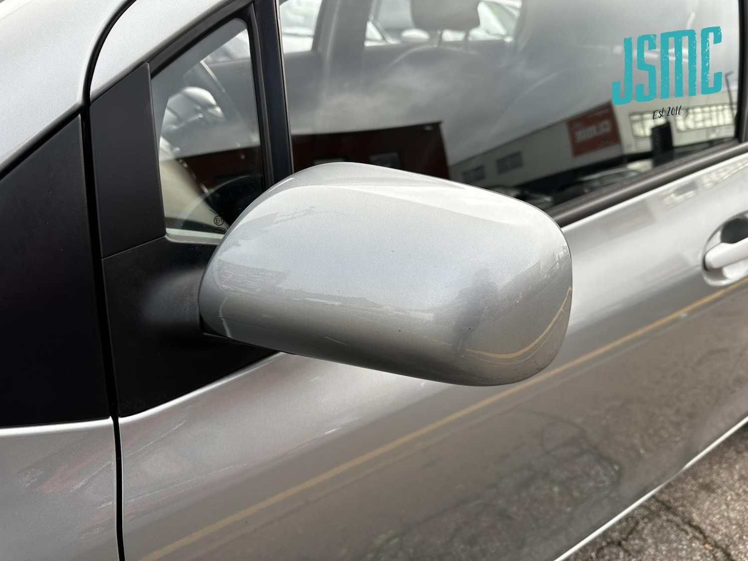 Used Toyota Yaris 2010 for sale - 76625578: Photo 29