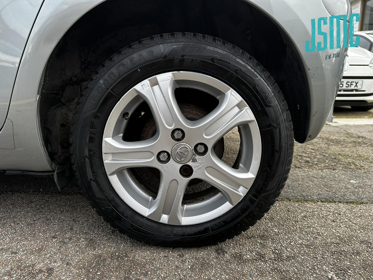 Used Toyota Yaris 2010 for sale - 76625578: Photo 33