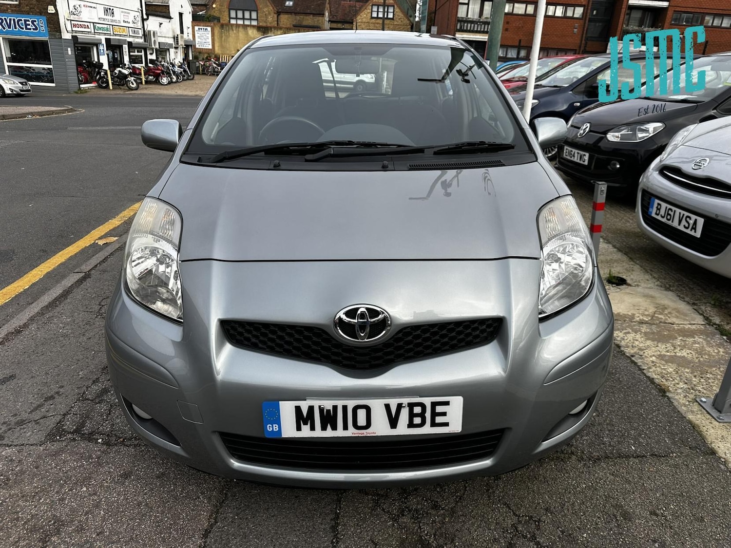 Used Toyota Yaris 2010 for sale - 76625578: Photo 4