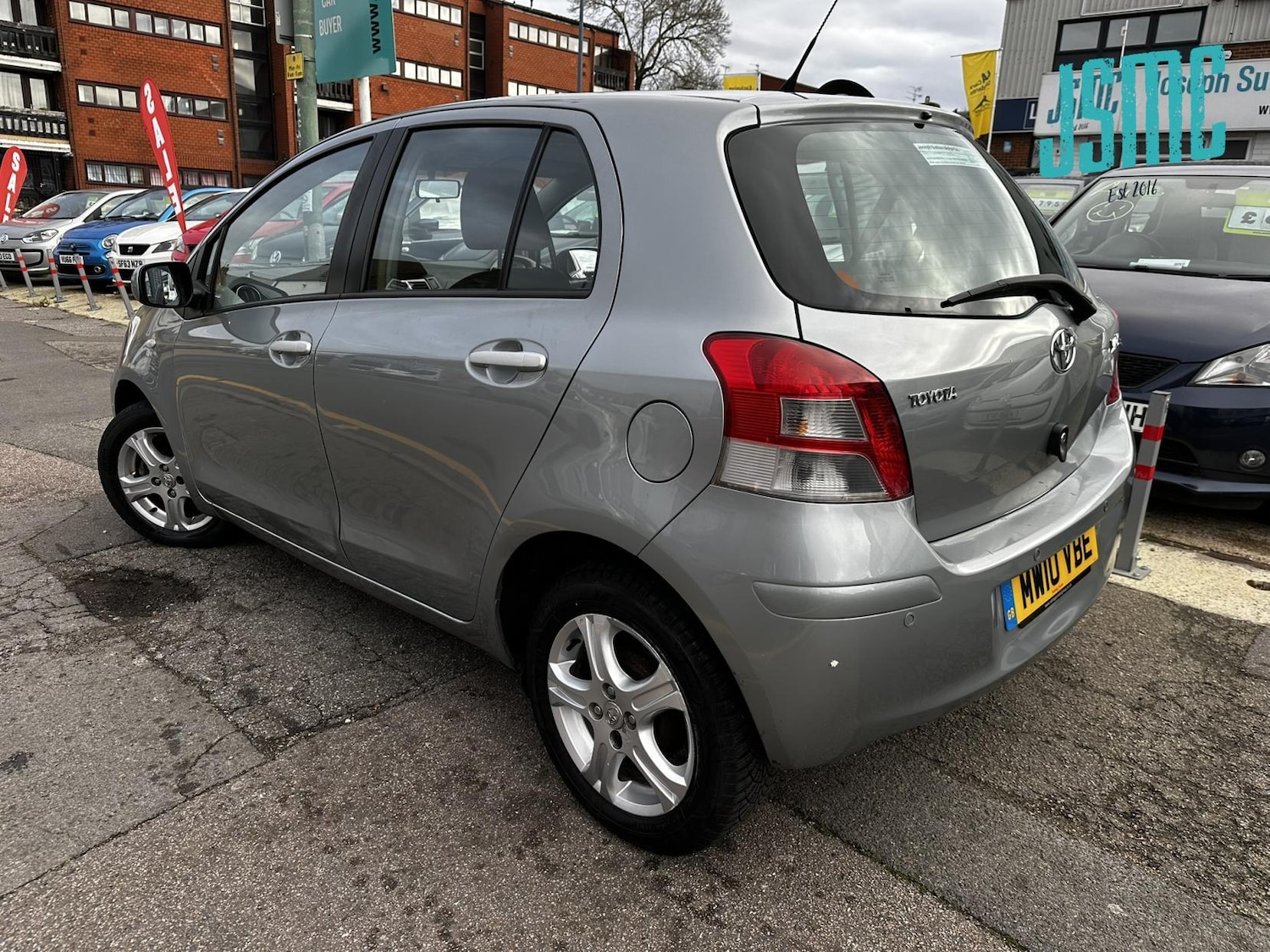 Used Toyota Yaris 2010 for sale - 76625578: Photo 5