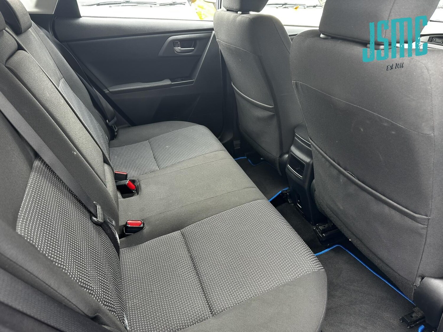 Used Toyota Auris 2013 for sale - 76332799: Photo 9