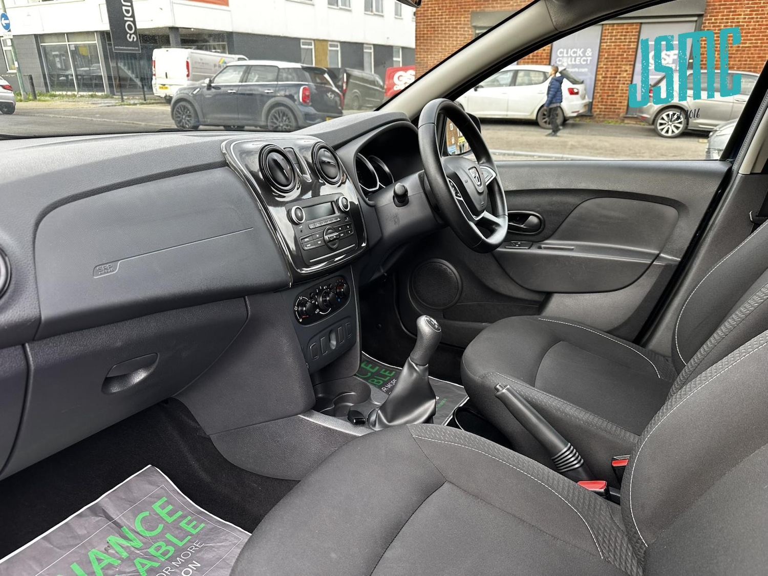 Used Dacia Logan MCV 2017 for sale - 76968935: Photo 3