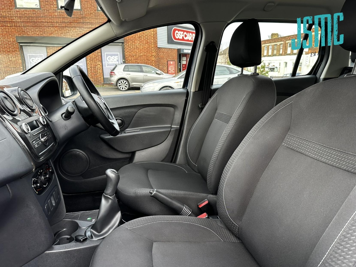 Used Dacia Logan MCV 2017 for sale - 76968935: Photo 6