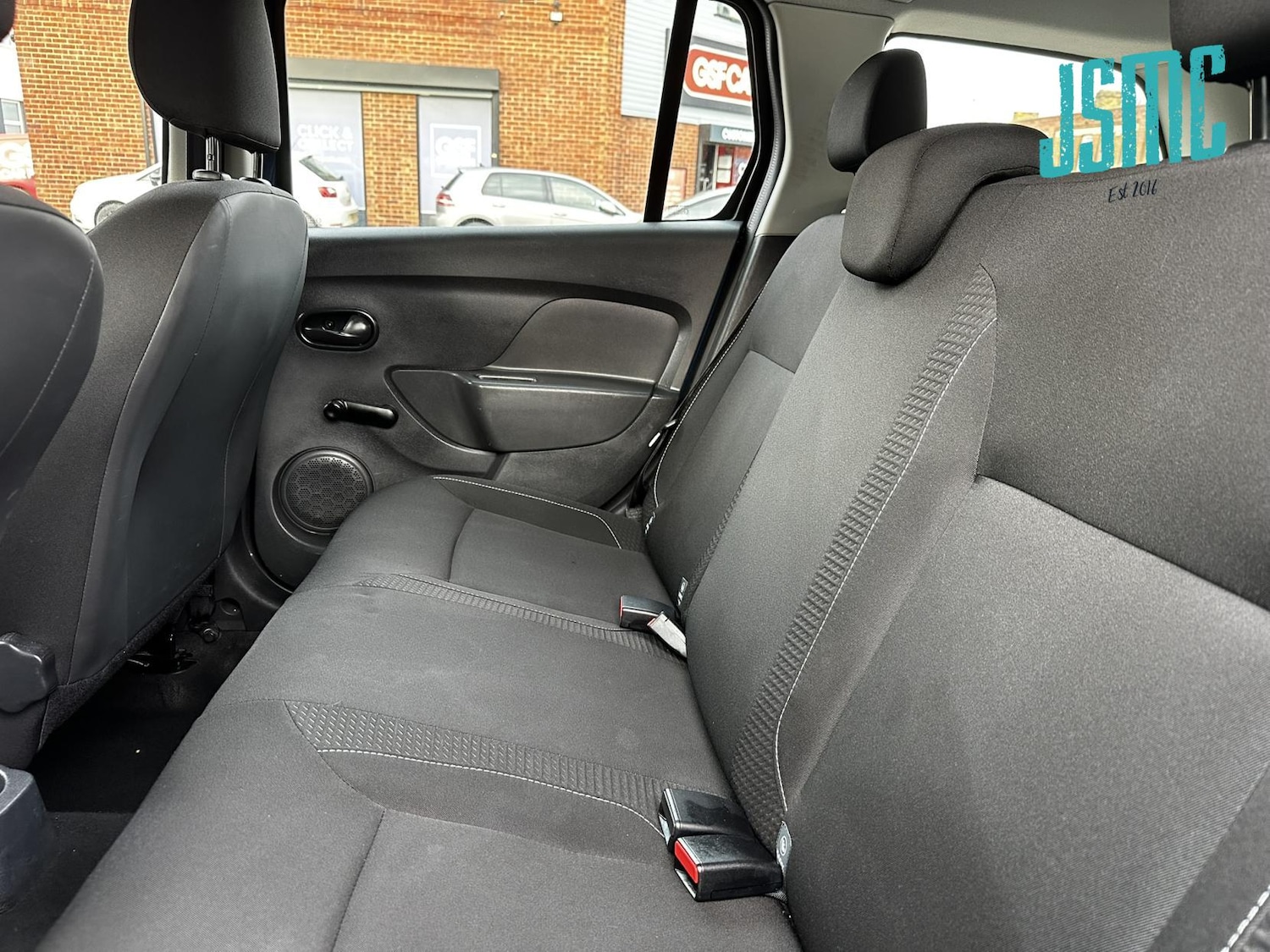 Used Dacia Logan MCV 2017 for sale - 76968935: Photo 7