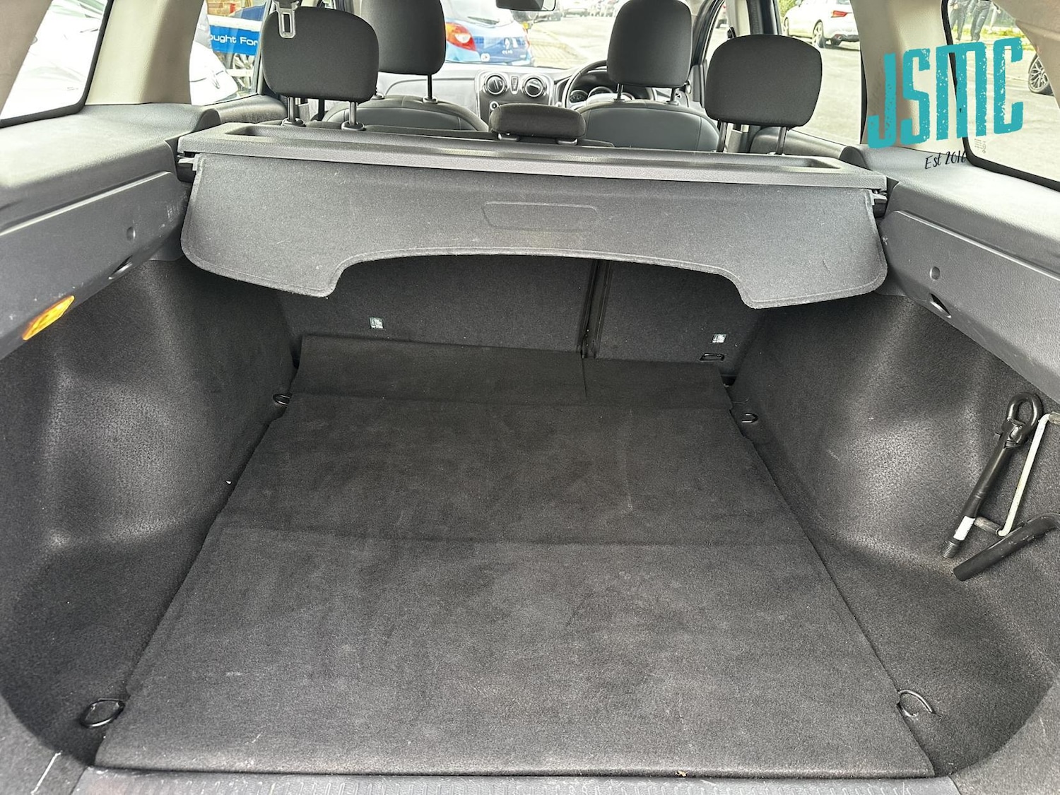 Used Dacia Logan MCV 2017 for sale - 76968935: Photo 8