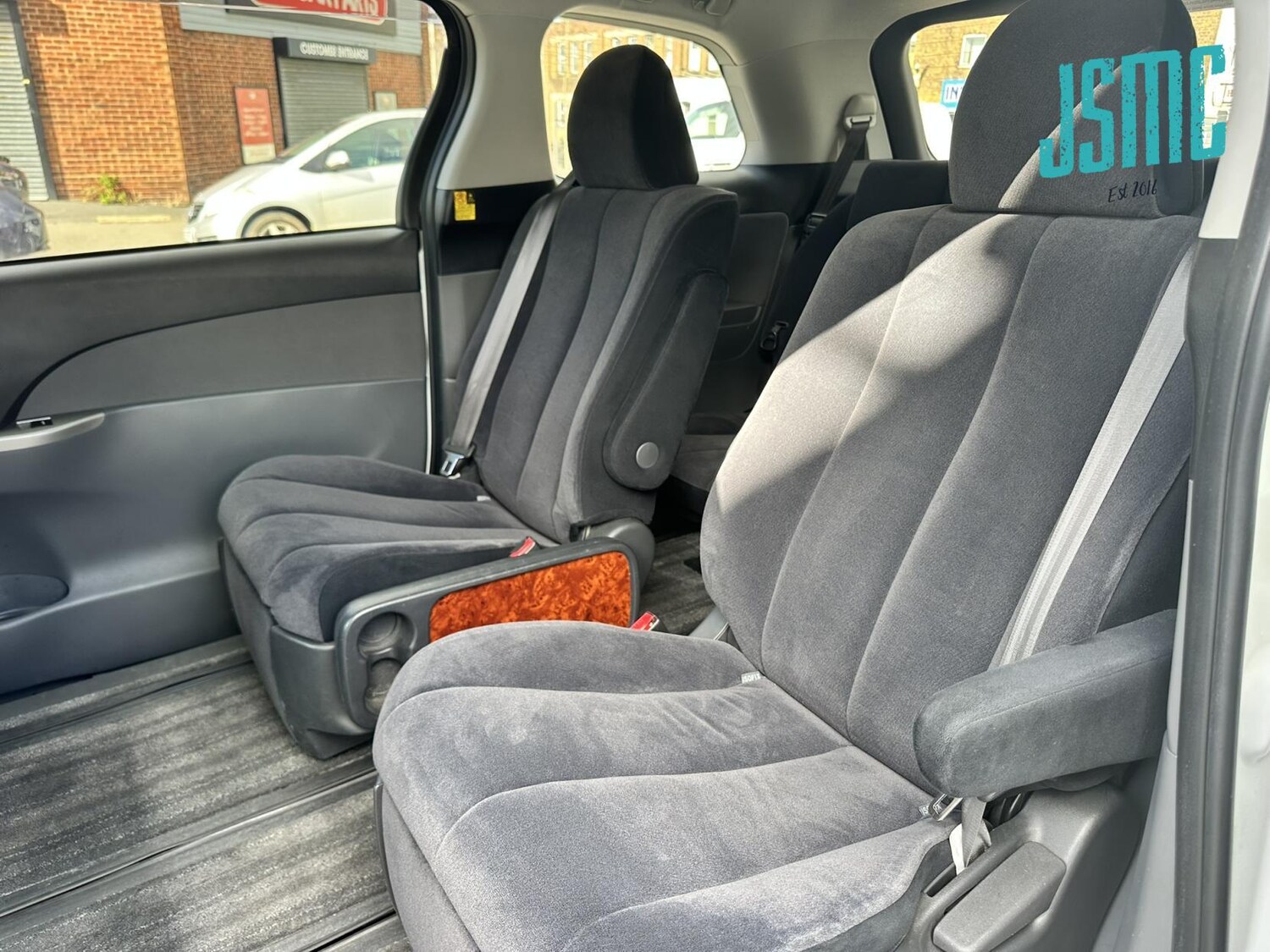 Used Toyota Estima 2010 for sale - 78057303: Photo 12