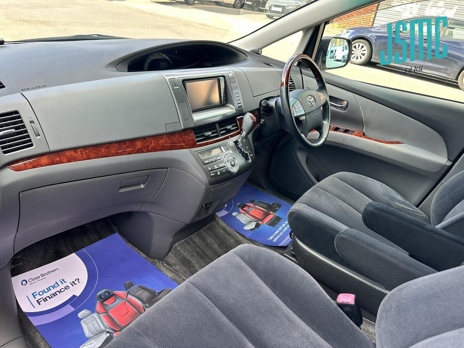 Used Toyota Estima 2010 for sale - 78057303: Photo 3