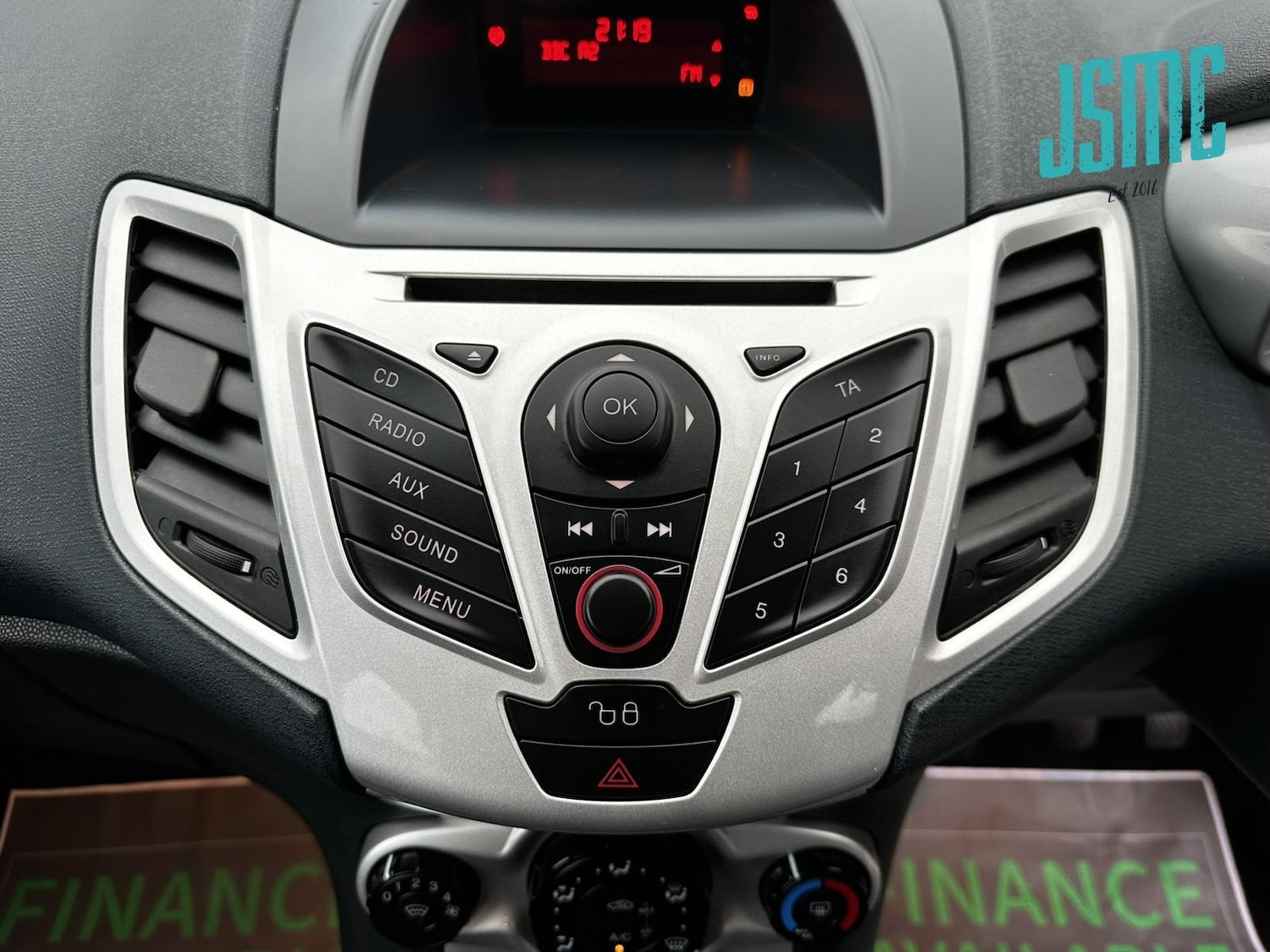 Used Ford Fiesta 2012 for sale - 76507895: Photo 17