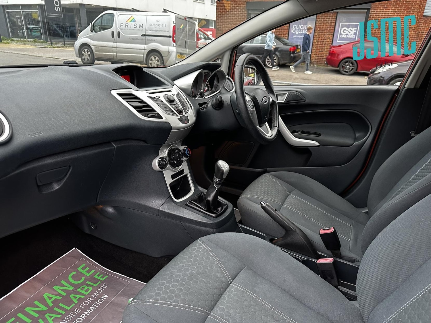 Used Ford Fiesta 2012 for sale - 76507895: Photo 2