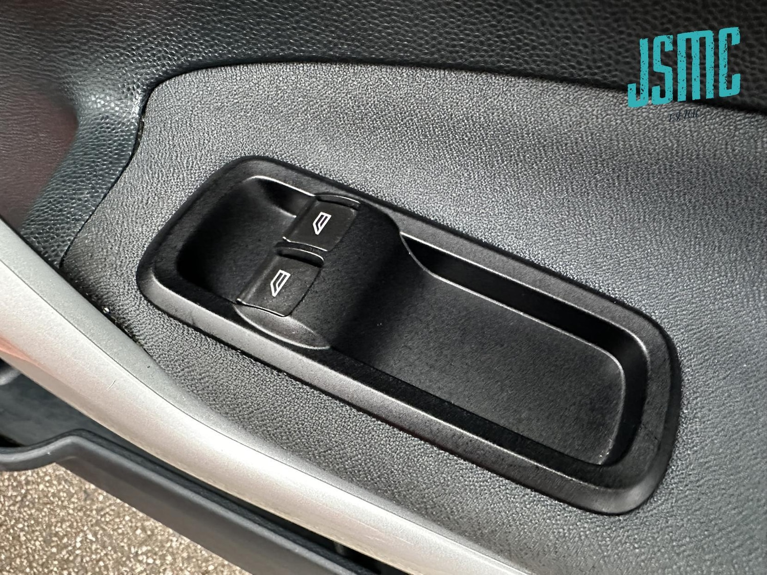 Used Ford Fiesta 2012 for sale - 76507895: Photo 23